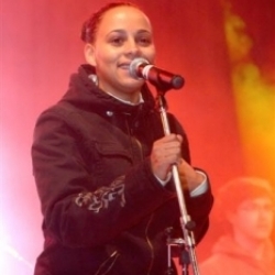 Tina (zpěvačka)